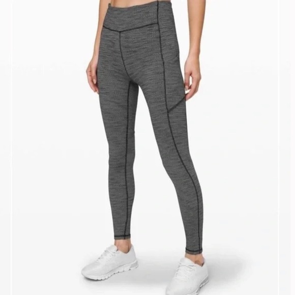 lululemon athletica Speed Up Tight 28” Full On Luxtreme Size 4 - Picture 1 of 15